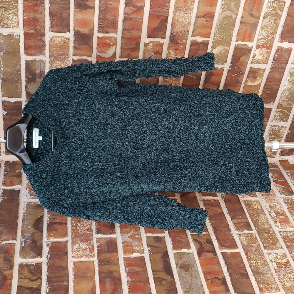 Over-the-hips Sweater
